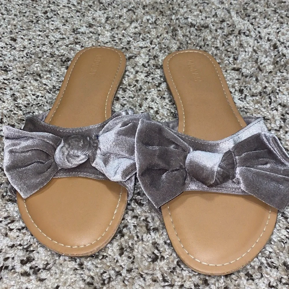 🛍️Adorable purple bow sandals!
